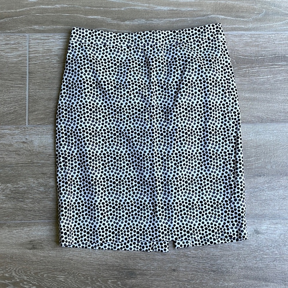 J.Crew The Pencil Black and White Dot Skirt - Size 4